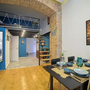  Apartment Dazzling Dob